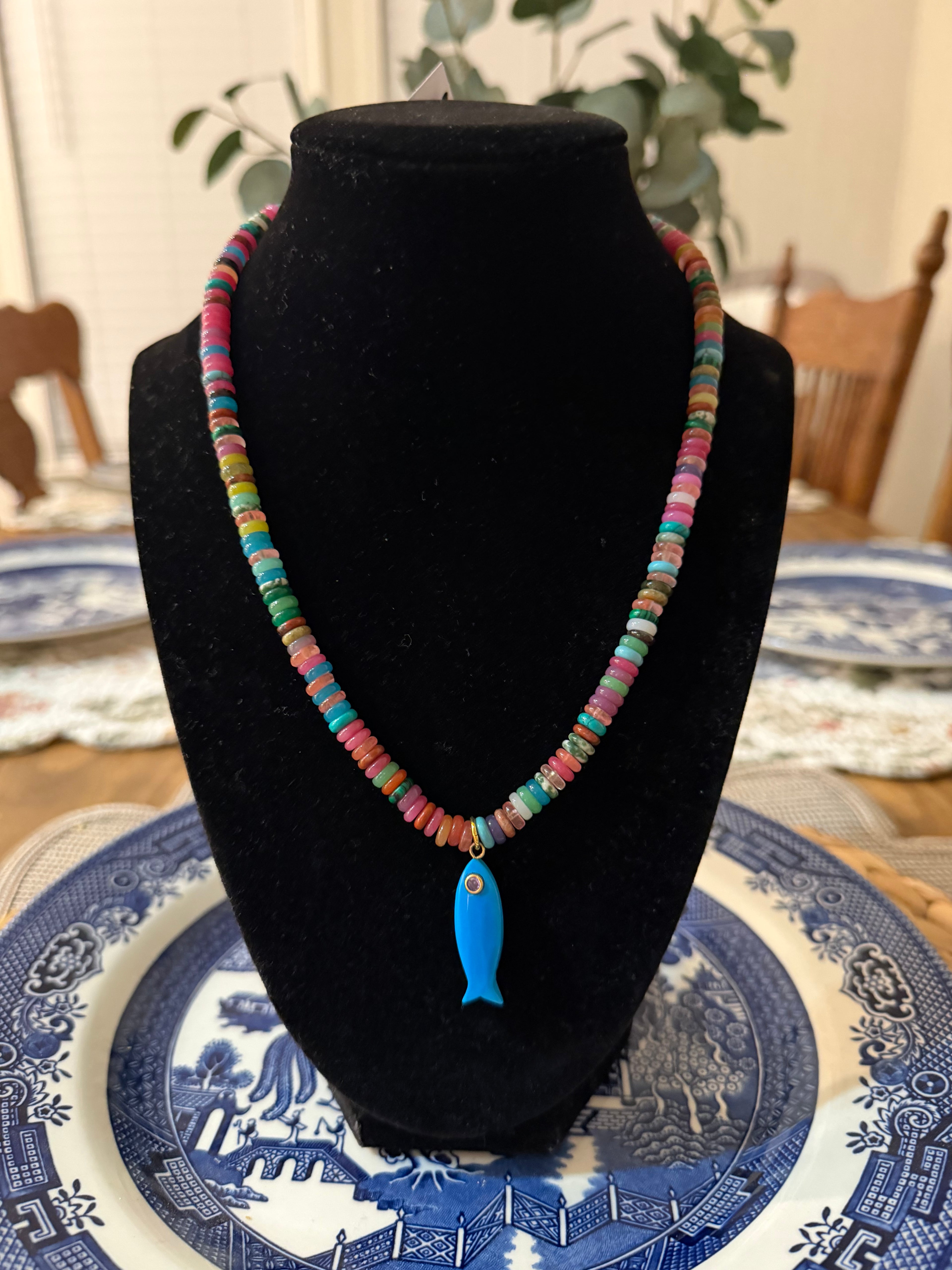 Hidden Reef Necklace : Dark